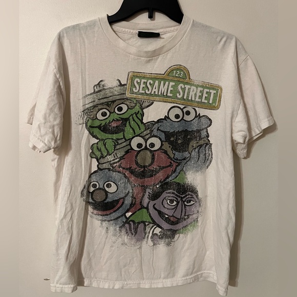 Sesame Street Tops - Sesame Street Ivory T-Shirt with Logo and Characters